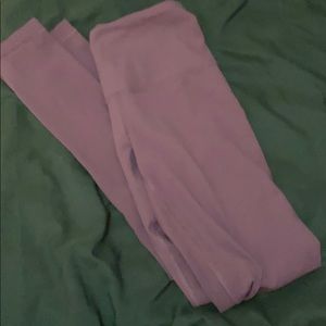 5/$15 Lavender yogalicious leggings